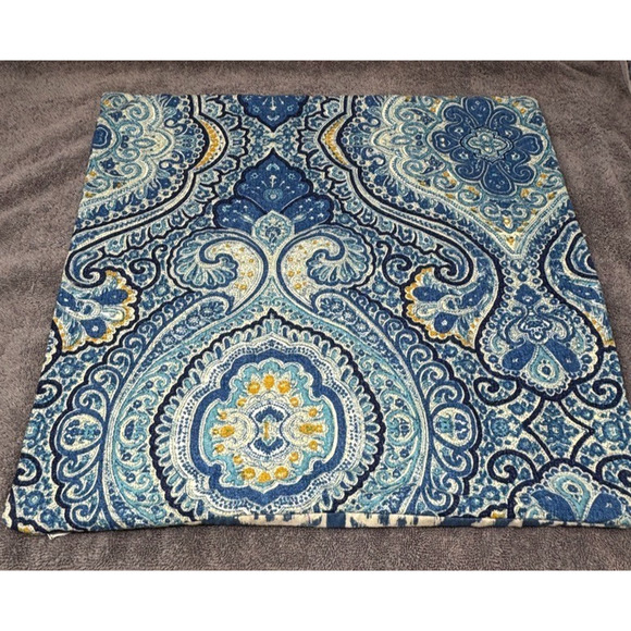 Pottery Barn Pillow Cover Sham Throw Beale Paisley Ikat Reversible Blue 18x18 - Picture 2 of 5